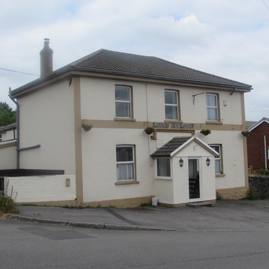 Lord Nelson 3* Rhymney